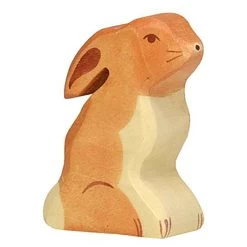 Holztiger Hare Sitting
