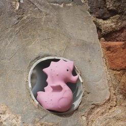 Tikiri Rubber Seahorse Sealed Bath Toy -Toy Specialty Store DSL3763 3