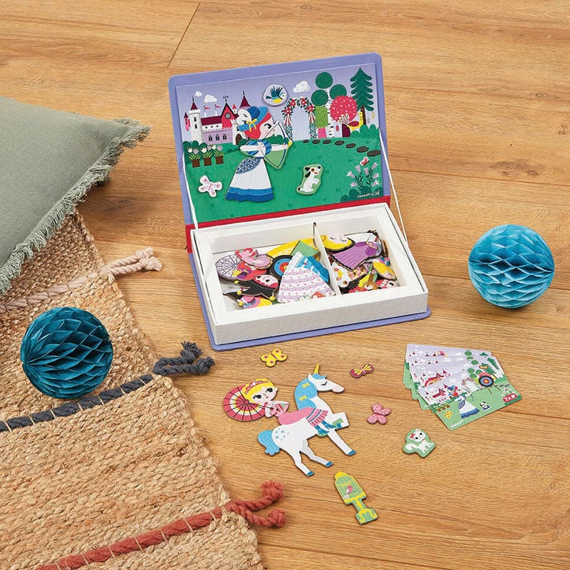 Janod Magnetibook Princesses 7 Janod Magnetibook Princesses - Image 5