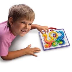 Quercetti Fanta Colour Small Portable Peg Board -Toy Specialty Store QI 0920FCPortableSmall4